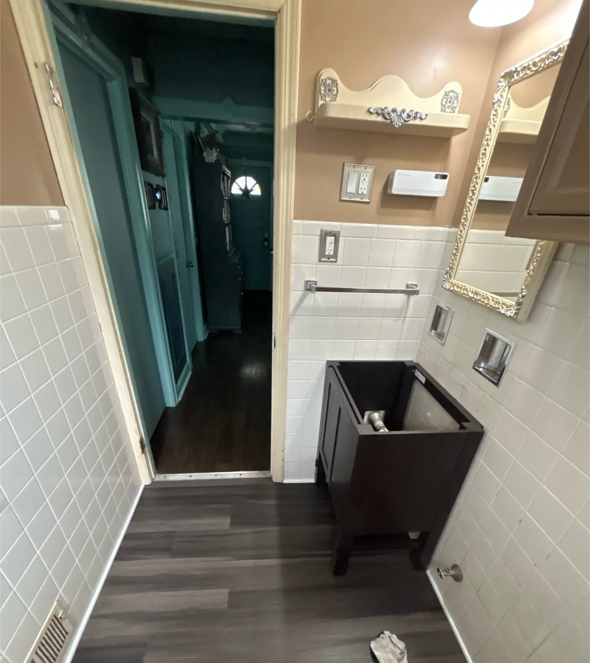Modern Bathroom with Custom Tile & Vanity